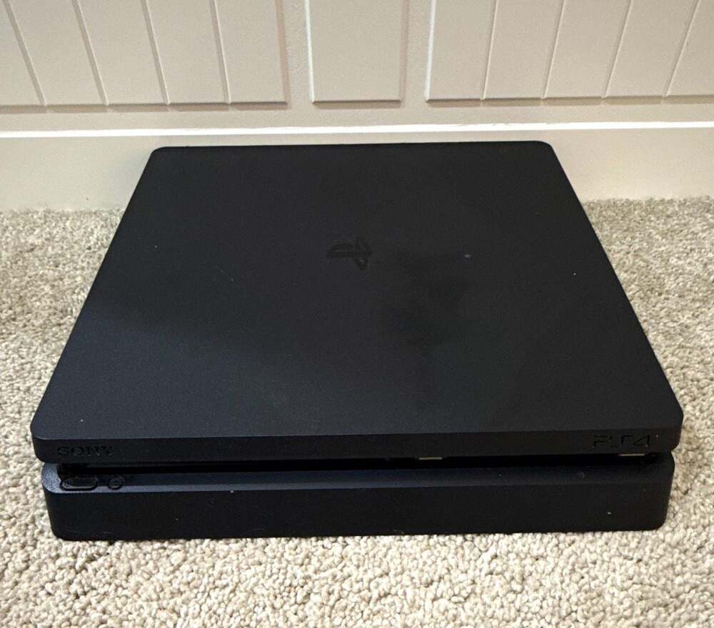 Sony PlayStation 4 Slim PS4 500GB Black Console CUH-2015A with Controller